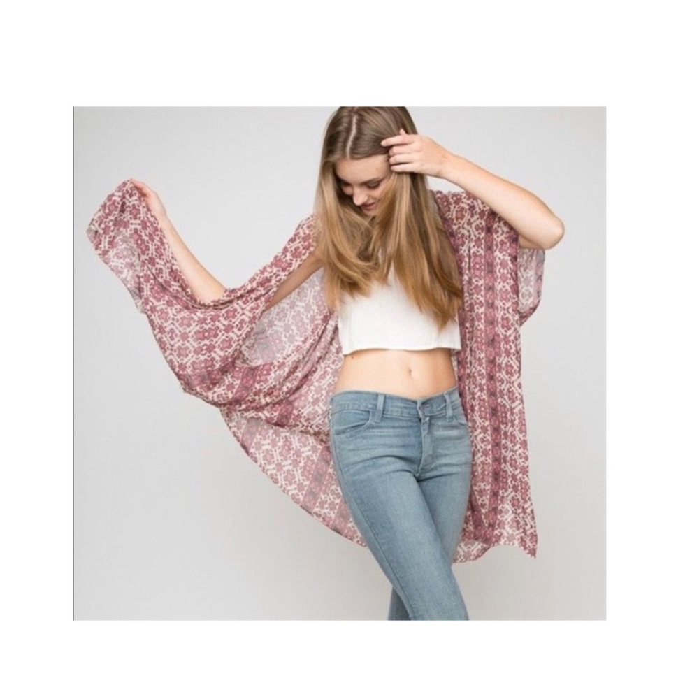Brandy Melville Kimono